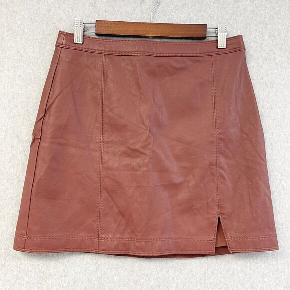 Abercrombie & Fitch Dresses & Skirts - Abercrombie & Fitch Faux Leather Skirt Womens Medium Office Siren Indie Sleaze
